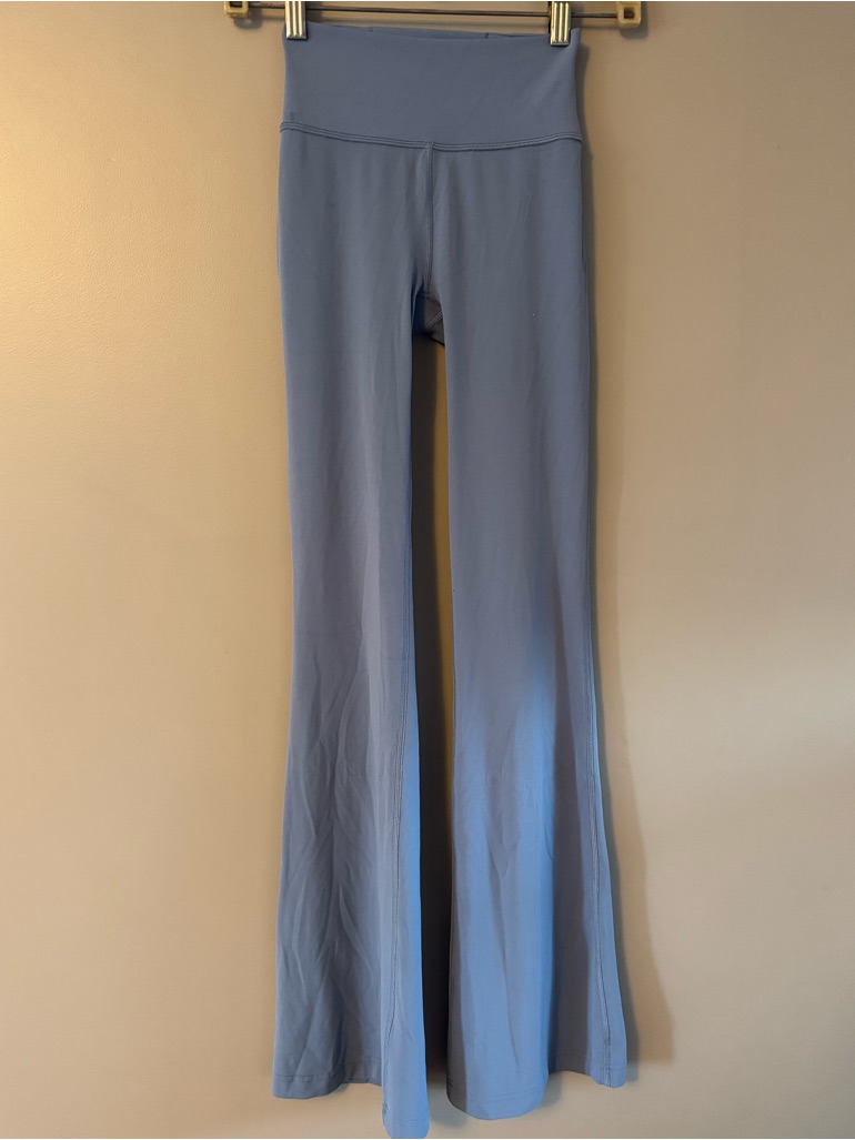 Lululemon Groove Nulu High-Rise Flare Pants Size 0 Blue